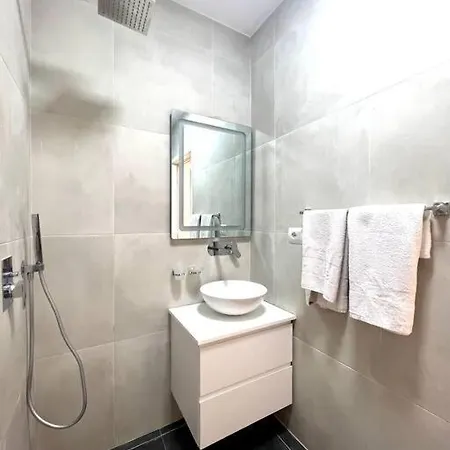 White Melody Apartment