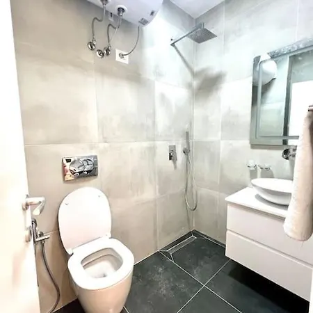 Apartment White Melody